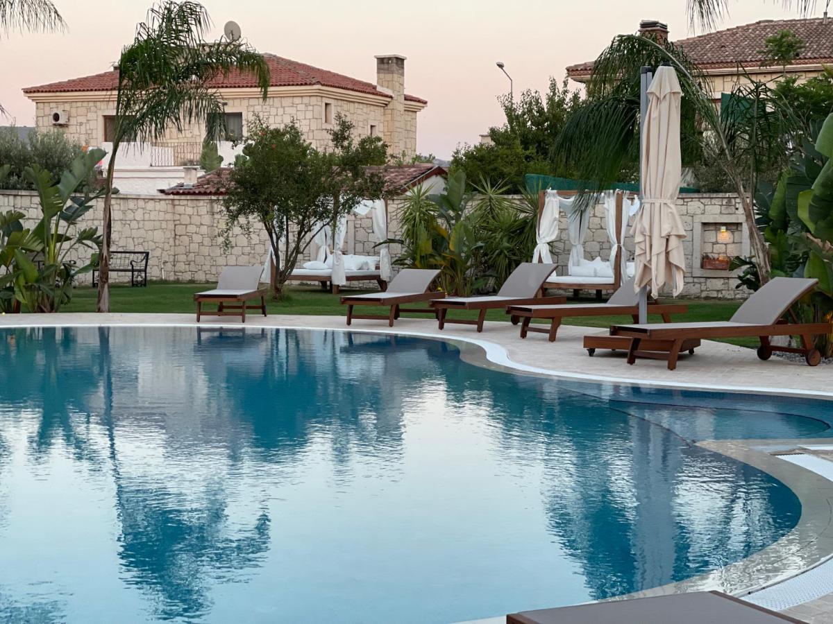 Triangulo Hotel Alaçatı Luaran gambar